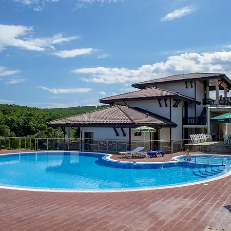 Lägenhetshotell St George Apartcomplex Shkorpilovtsi