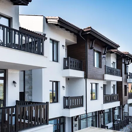 св. георги апарткомплекс Шкорпиловци