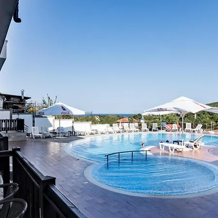 St George Apartcomplex * Shkorpilovtsi
