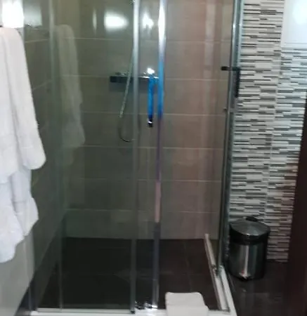 св. георги апарткомплекс 3* Шкорпиловци