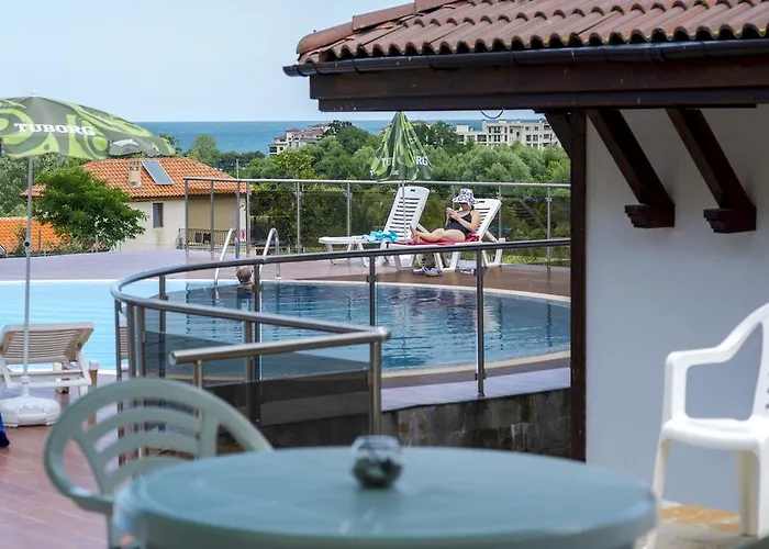 St George Apartcomplex Shkorpilovtsi