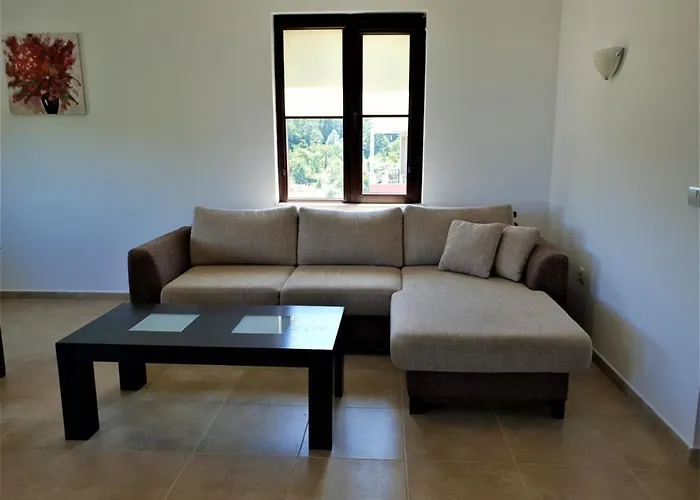 St George Apartcomplex Appart hôtel Shkorpilovtsi